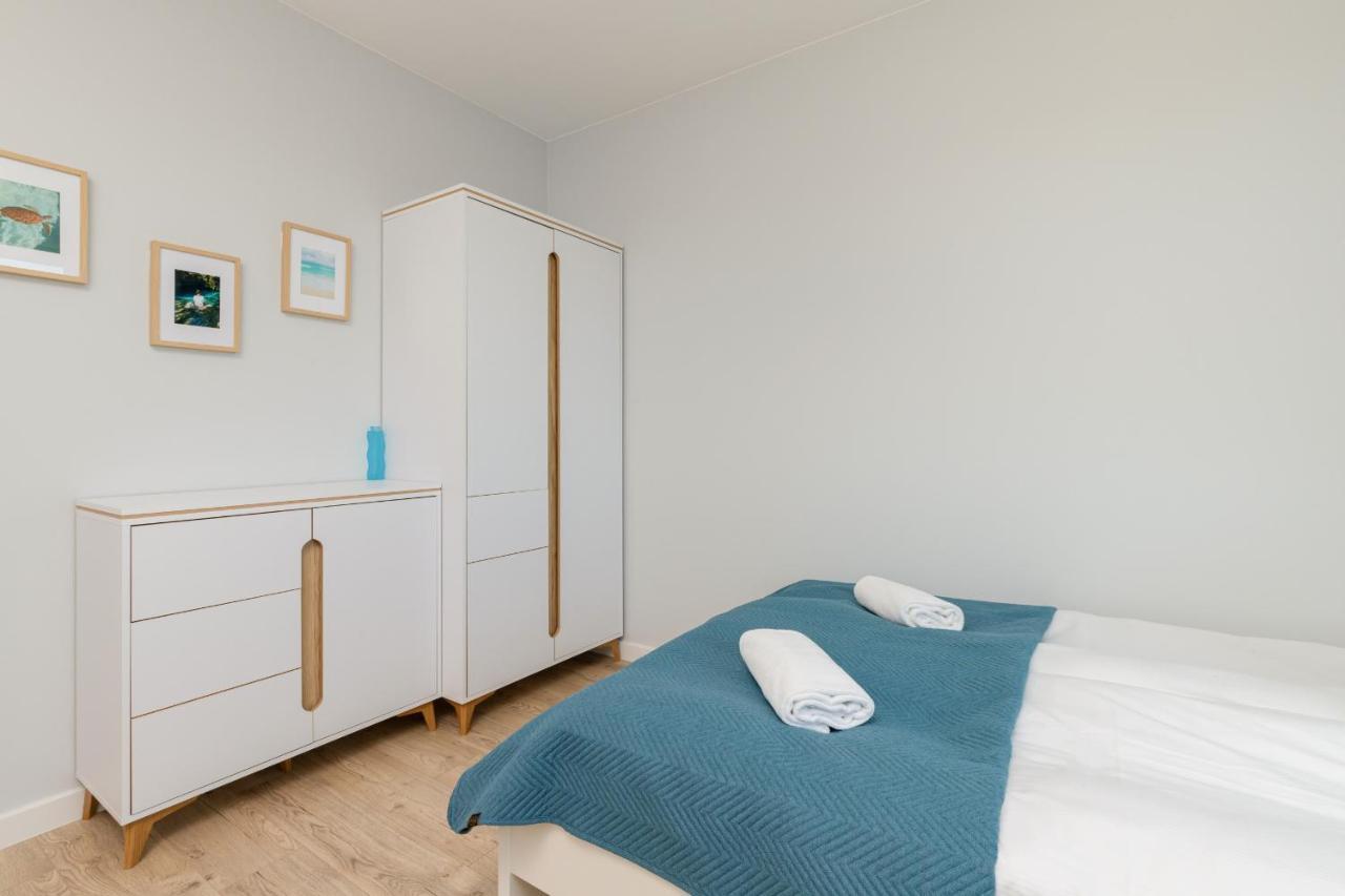 Apartament Sea Waves With Park View By Noclegi Renters กดัญสก์ ภายนอก รูปภาพ
